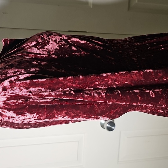 Belle BOHO, Kim Gravel Crushed Velvet Tiered Long Sleeve Dress. Meduim P SIZE PM - Picture 8 of 14